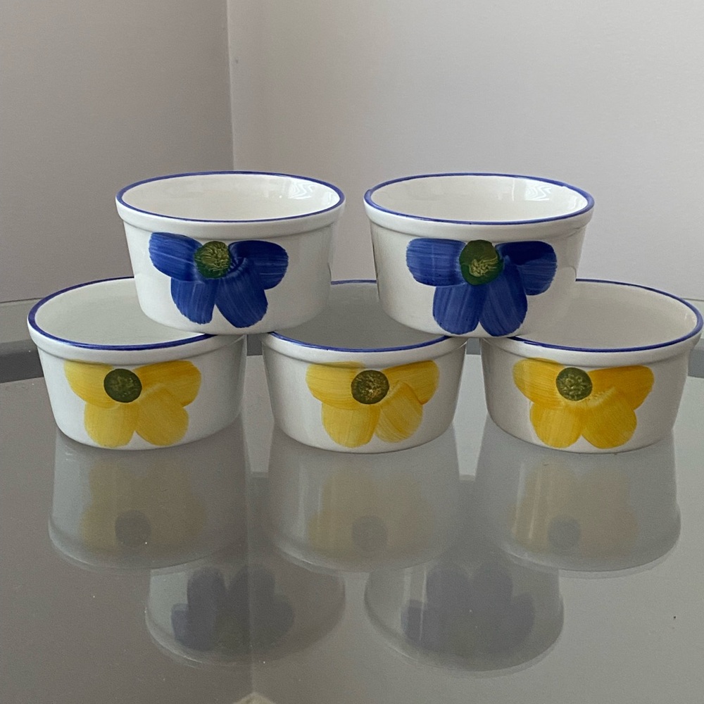 Maxam 5 Hand-Painted Ceramic Bowls with Blue & Yellow Flowers